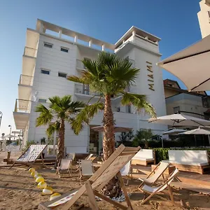 4* Hotel Miami