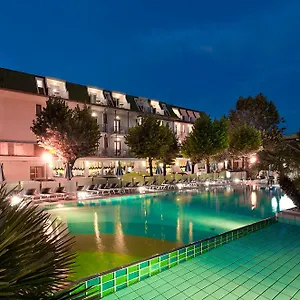 Paris Hotel