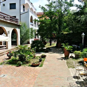 3* Hotel Furia